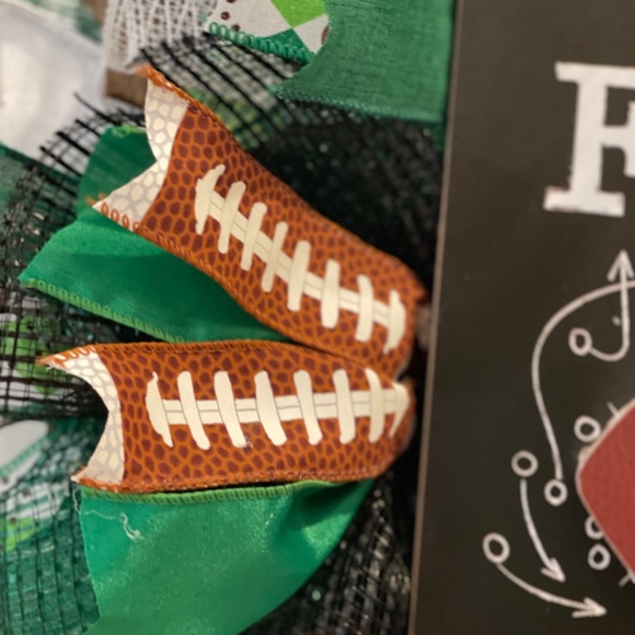 Football Wreath - Customizable Football Season FAMILY wreath - Picture 8 of 11
